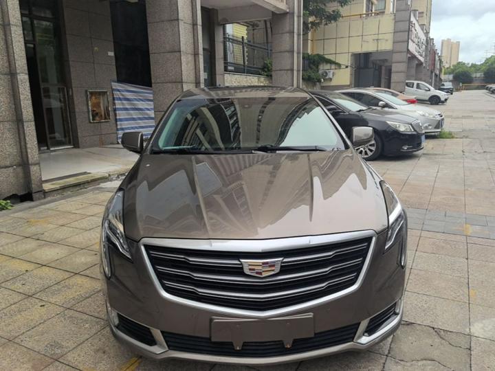 XTS 2018 28T Elite photo 2