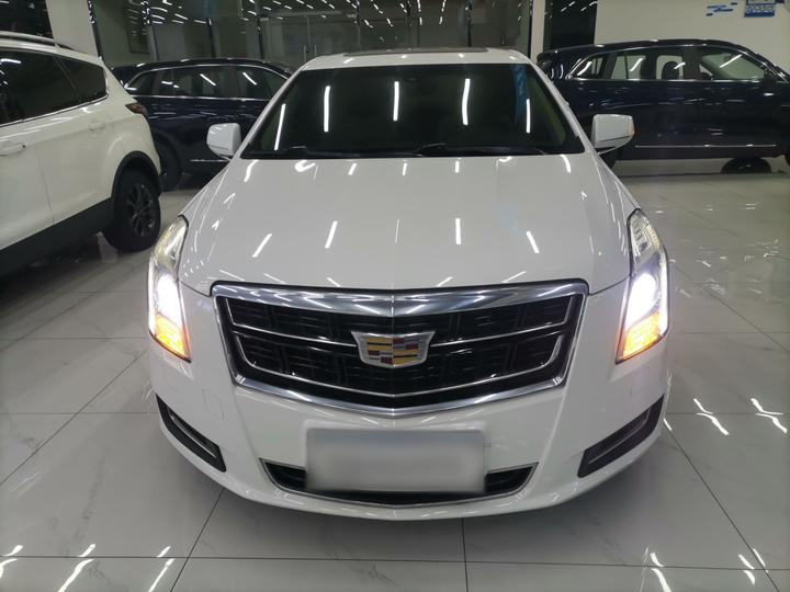 XTS 2016 28T Tech photo 2