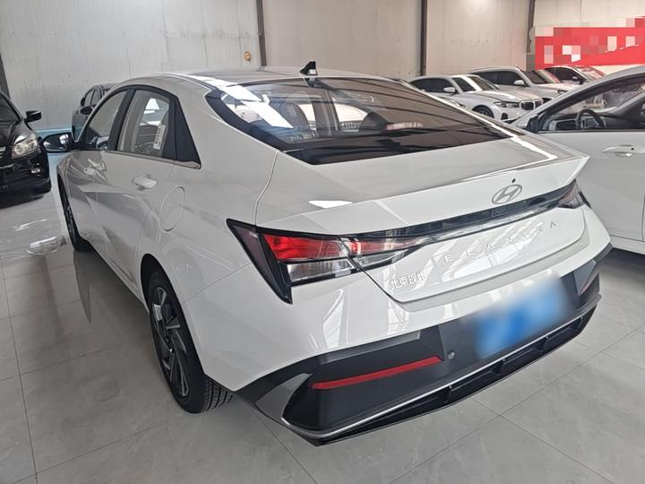 Elantra 2023 1.5L CVT GLX Elite photo 4