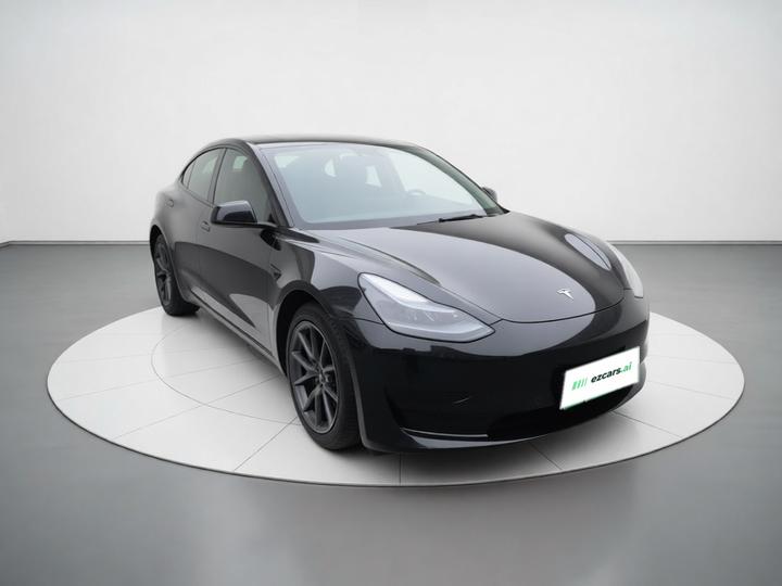 Model 3 2022 RWD photo 3