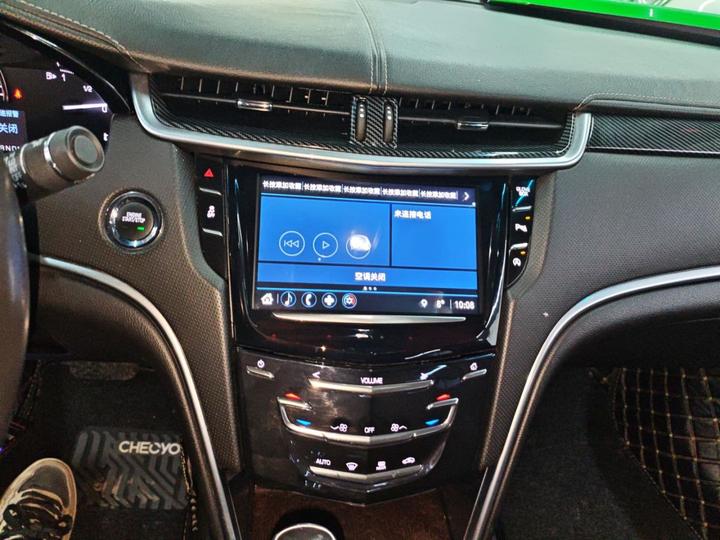 XTS 2018 28T Tech photo 4