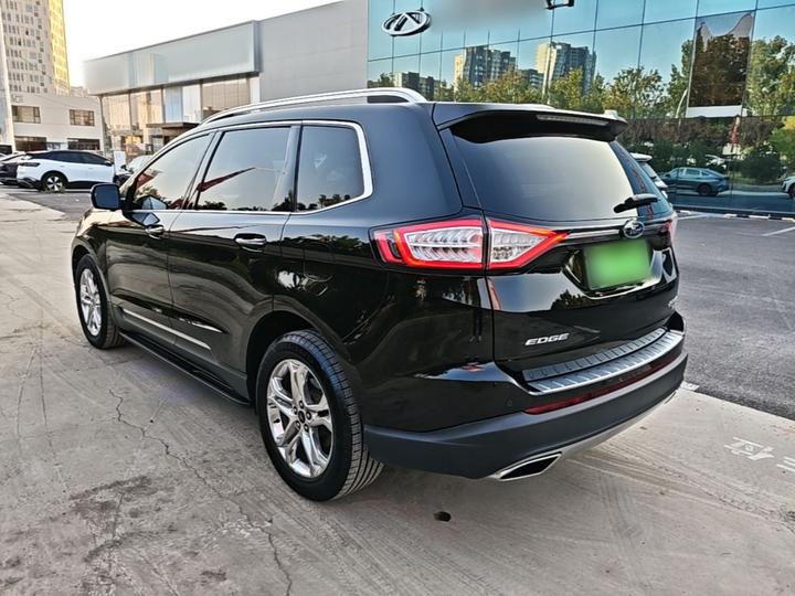 Edge 2016 EcoBoost 245 RWD 7-Seater photo 4