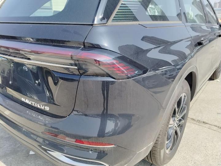 Nautilus 2026 2.0T AWD photo 7