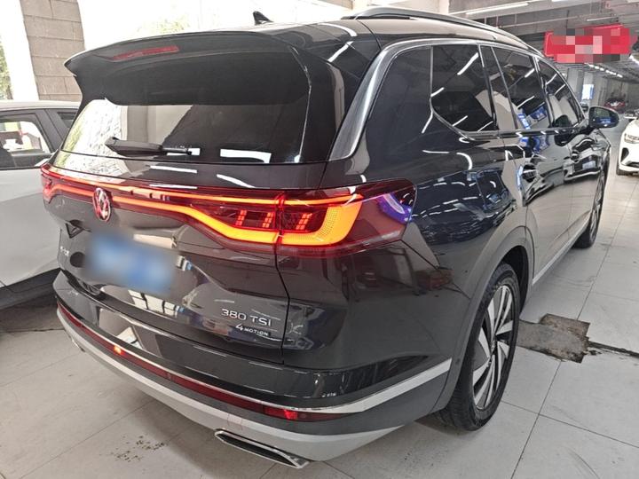 2021 380TSI AWD Luxury Pro photo 6