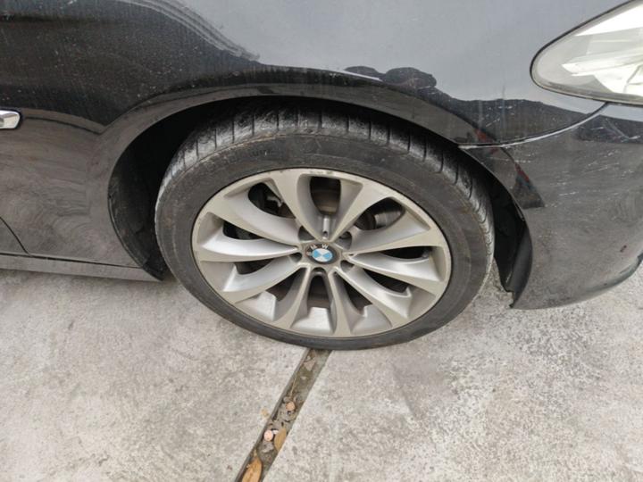 5 Series 2017 525Li Leading photo 8