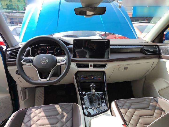 Tayron 2023 330TSI RWD Luxury Plus Advanced photo 5
