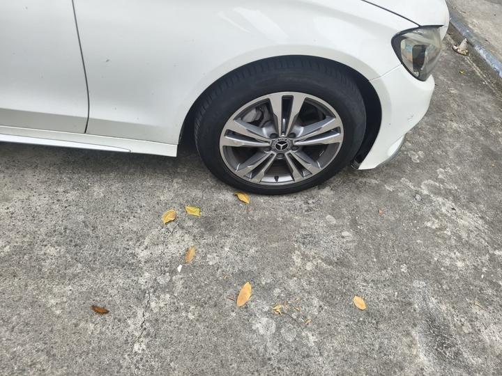 C-Class 2018 C 200 L Sport photo 8