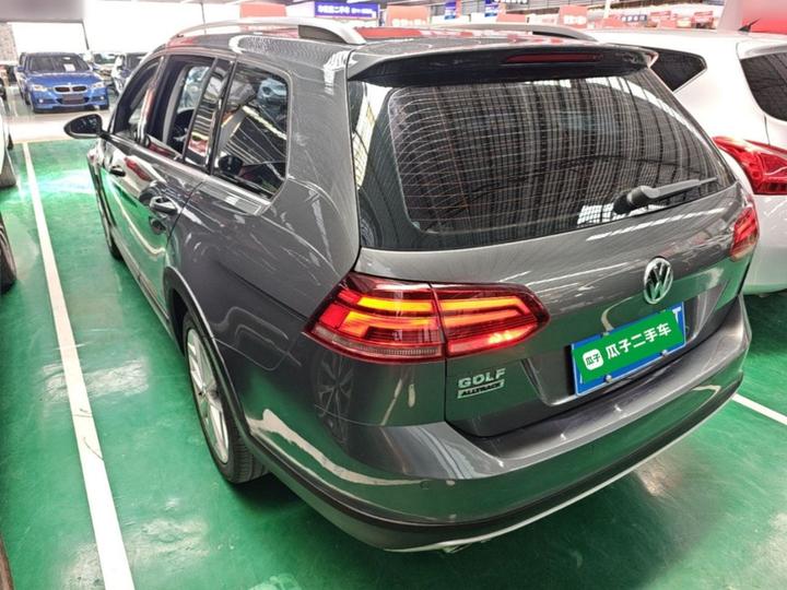 Golf Imported 2019 1.8TSI Wagon photo 4
