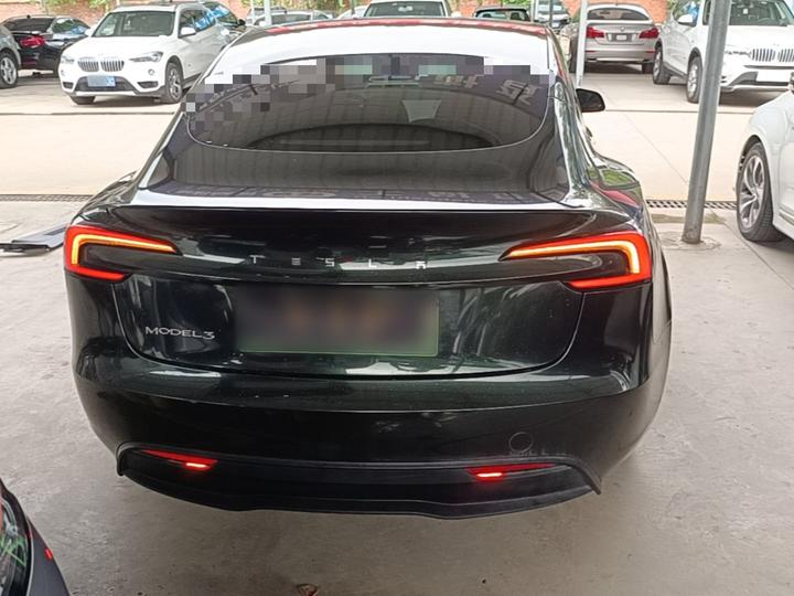 Model 3 2025 RWD photo 3