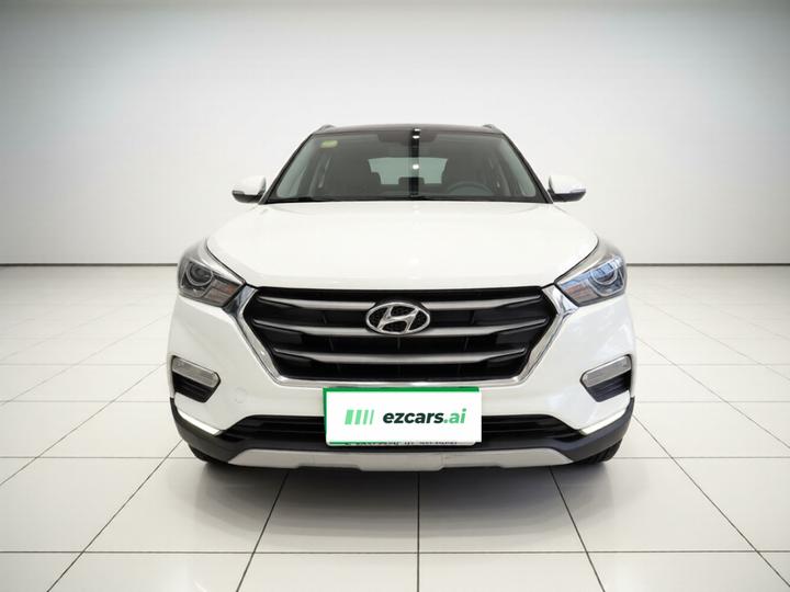 ix25 2017 1.6L AT Smart photo 2