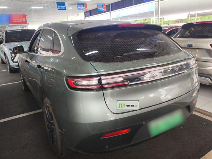 HIMA AITO M5 2022 EREV AWD Performance photo 4