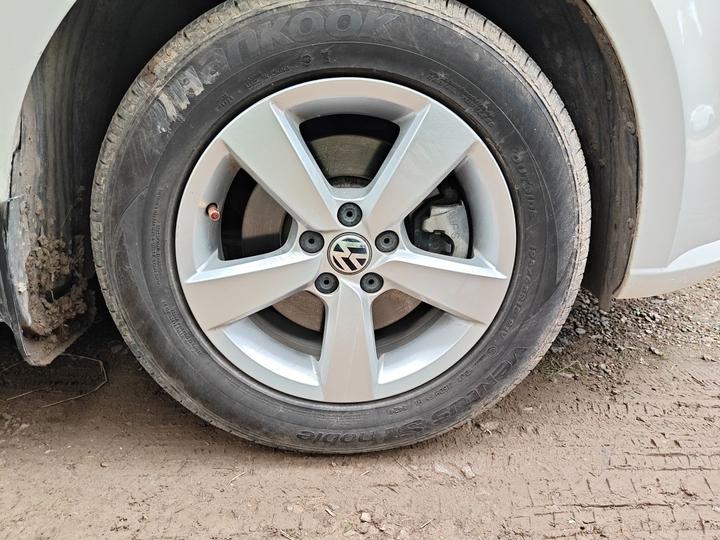Lavida 2013 Facelift Classic 1.6L MT photo 8