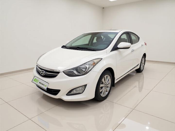Elantra 2012 1.6L MT Leading