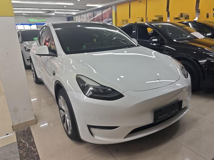 Model Y 2022 Facelift Long Range AWD photo 3