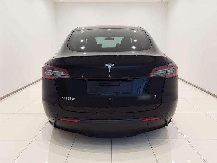 Model Y 2022 Facelift RWD photo 3