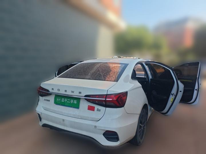 i5 2021 1.5L CVT Platinum photo 6