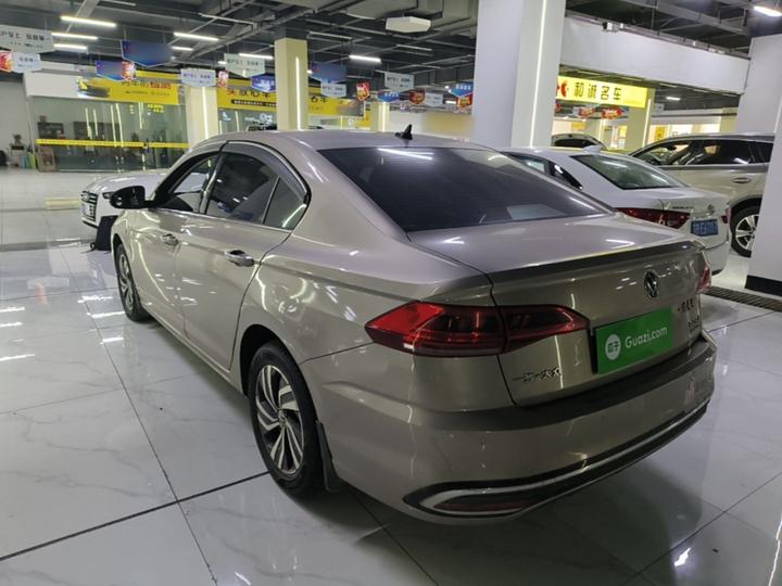 Bora 2023 200TSI DSG photo 4