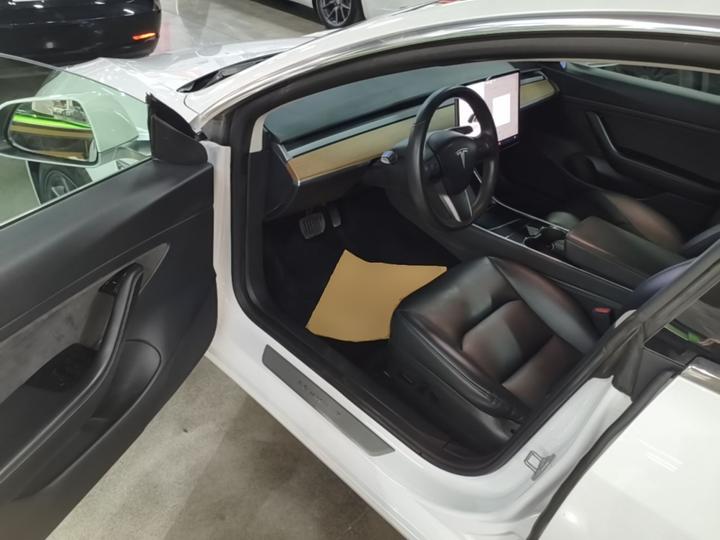 Model 3 2020 Standard Range RWD Upgraded photo 5