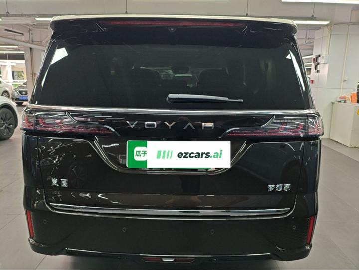 Voyah Dreamer 2025 PHEV AWD Flagship Qiankun photo 5