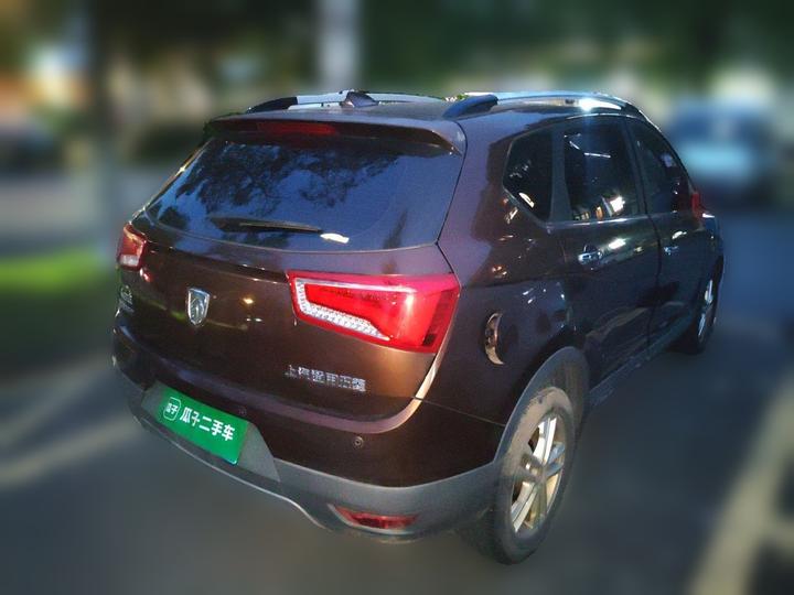 560 2016 1.8L MT Elite photo 4