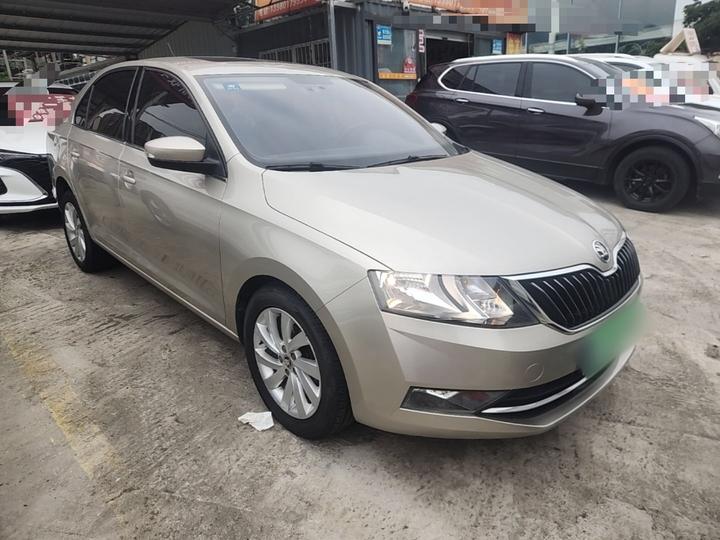 Rapid 2019 1.5L AT Comfort China VI photo 3