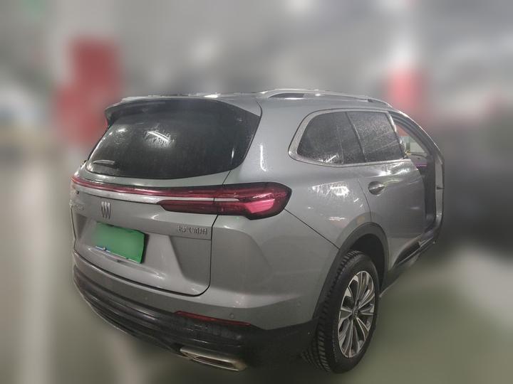 2024 Envision Plus 28T RWD Exclusive photo 6