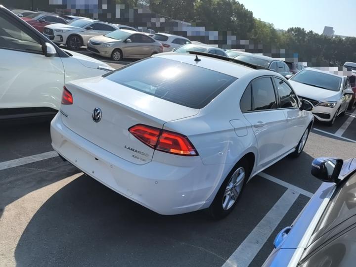 Lamando 2017 230TSI DSG photo 4