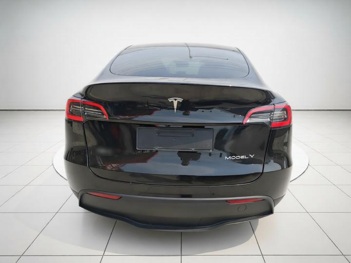 Model Y 2022 RWD photo 3