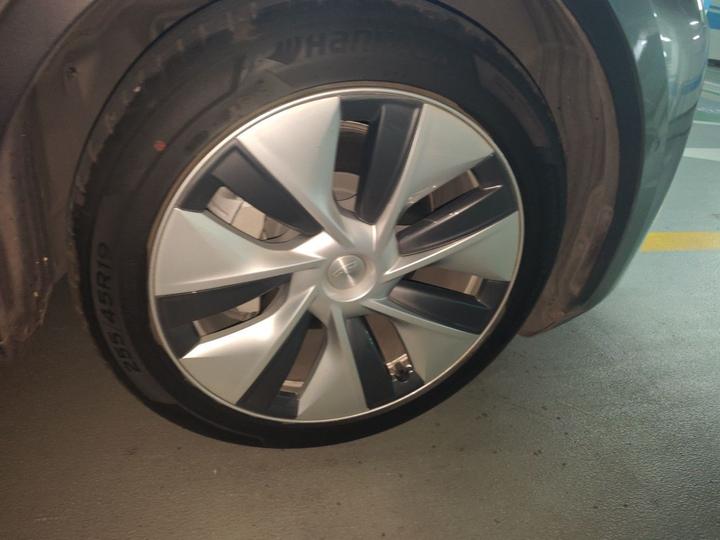 Model Y 2022 Facelift RWD photo 8