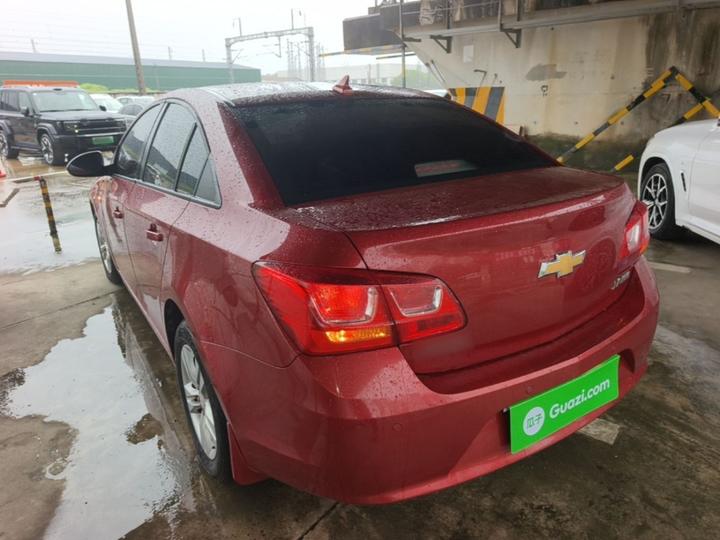 2015 1.5L Classic SE MT photo 4