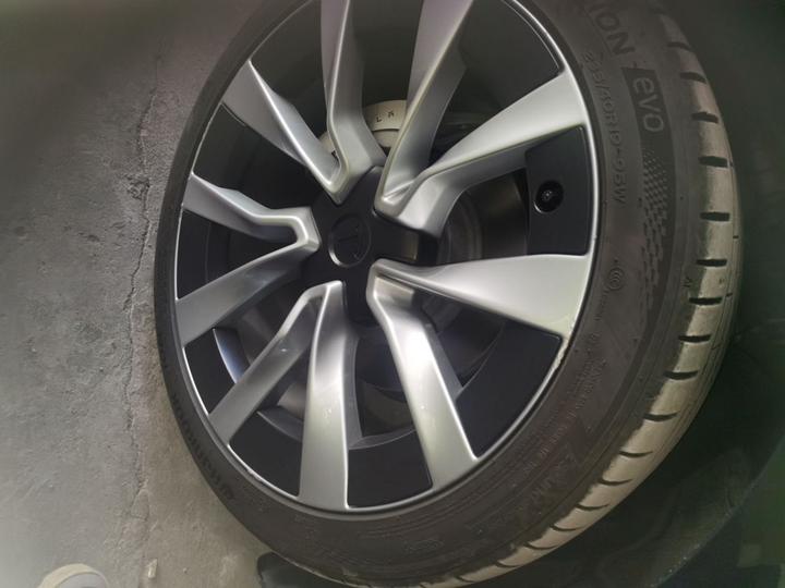 Model 3 2025 RWD photo 8