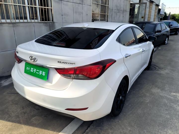 Elantra 2016 1.6L AT Premium photo 6