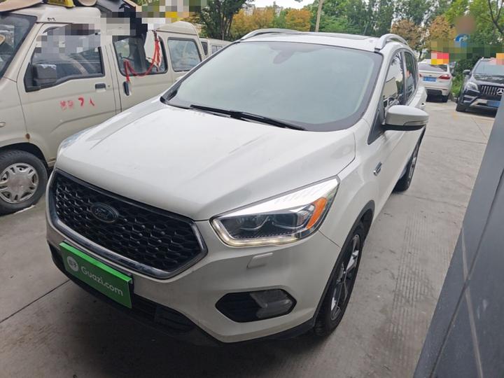 Kuga 2019 EcoBoost 245 AWD China VI