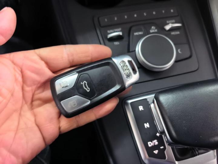 A4L 2018 30 Anniversary 40 TFSI Progressive photo 8