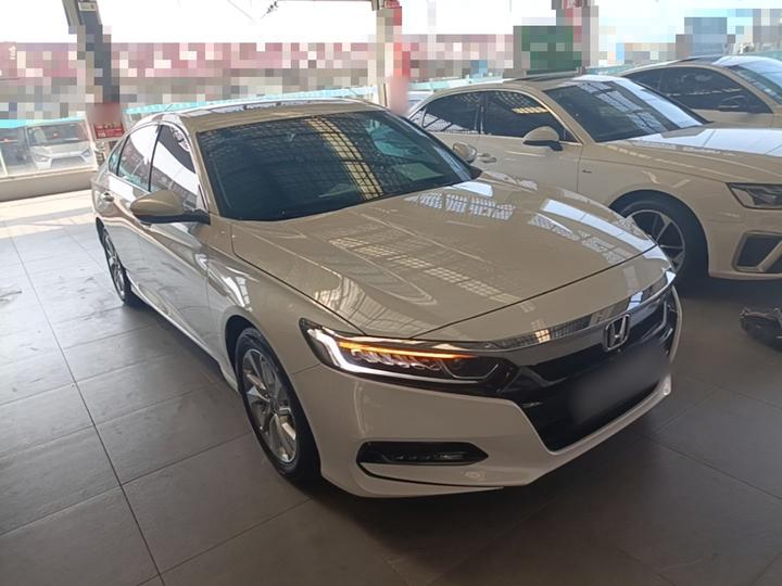 Accord 2018 260TURBO Elite China VI photo 3