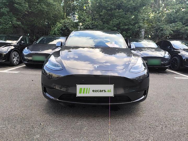 Model Y 2024 RWD photo 2