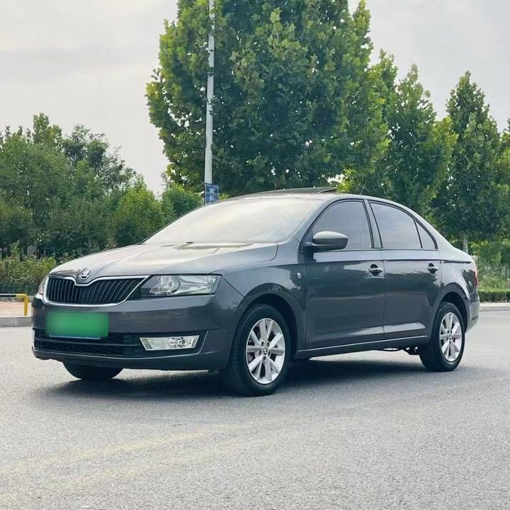 Rapid 2016 1.6L AT