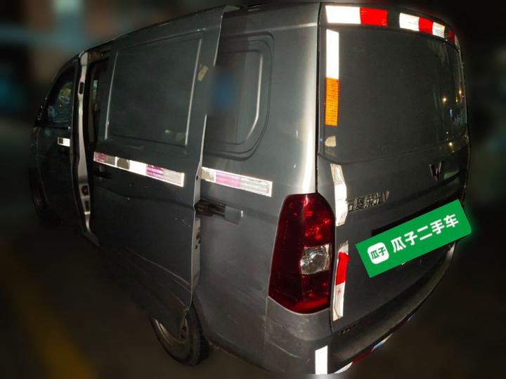 Wuling Rongguang V 2015 1.5L photo 4