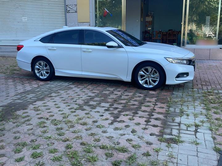 Accord 2018 260TURBO Elite China VI photo 4