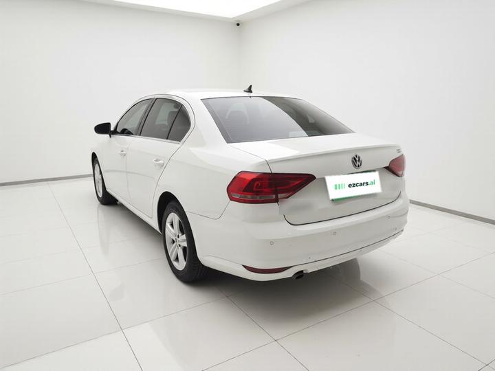 Lavida 2017 1.6L AT photo 4