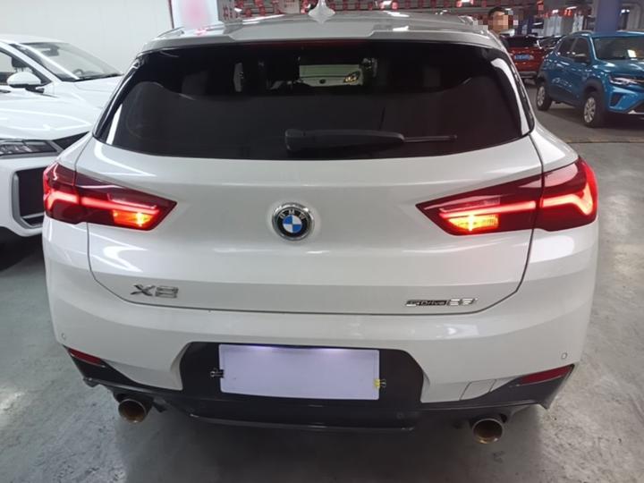 X2 2021 sDrive25i Leading M Sport Package photo 3
