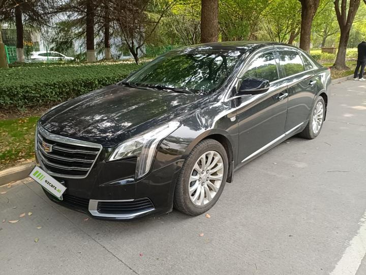 XTS 2018 28T Tech