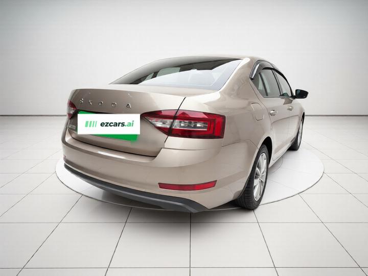Octavia 2020 1.5L MT Standard photo 6