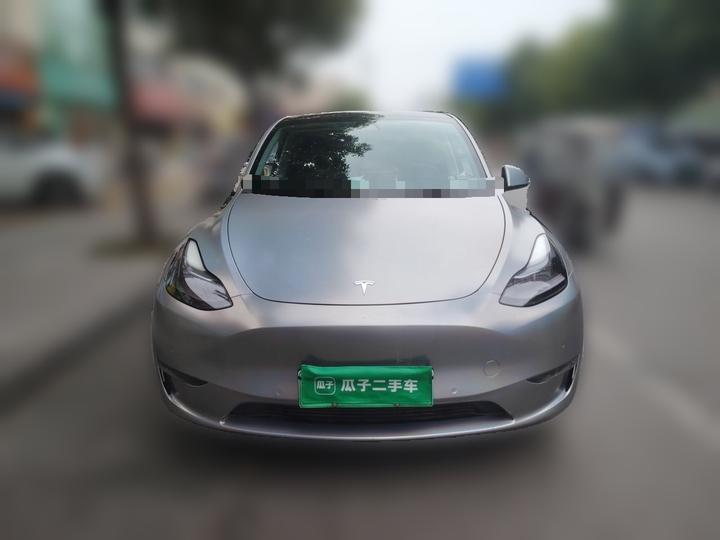 Model Y 2022 Long Range AWD photo 2