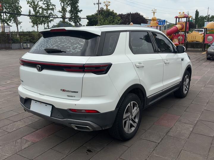 CS55PLUS 2020 1.5T MT photo 4