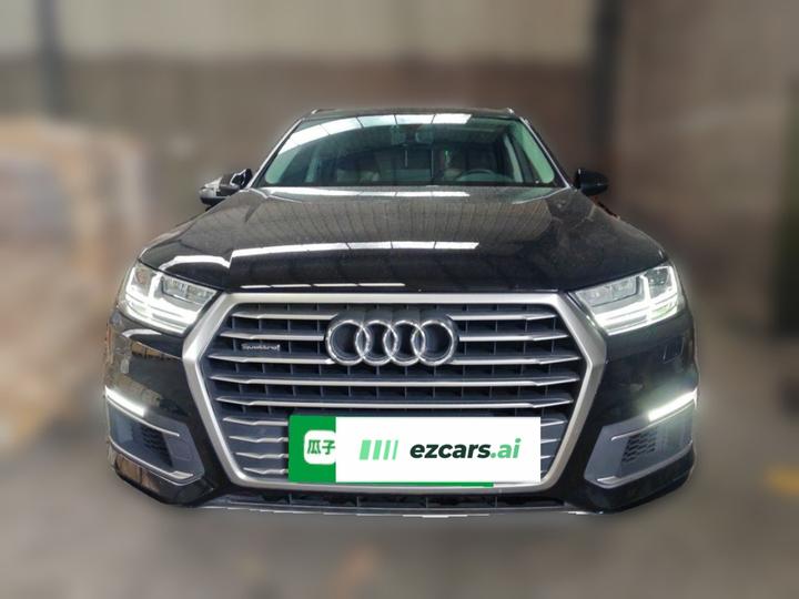 Q7 EV 2019 55 e-tron photo 2