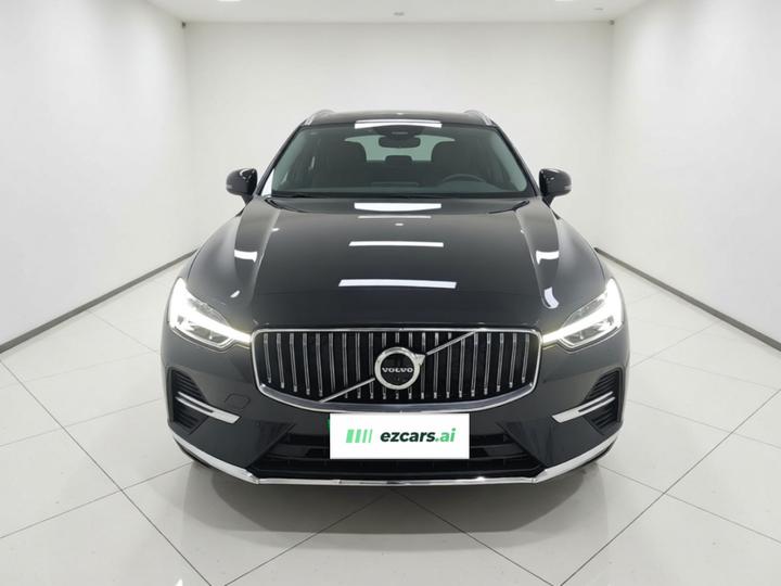 XC60 2022 B5 AWD Luxury photo 2