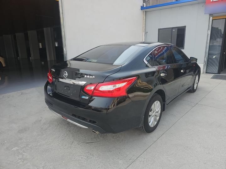 Teana 2016 Facelift 2.0L XL Comfort photo 4
