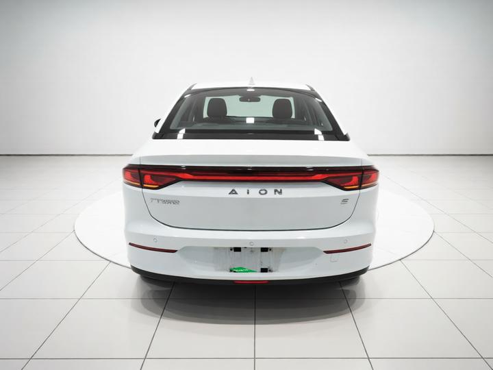 AION S 2023 580 LFP photo 3