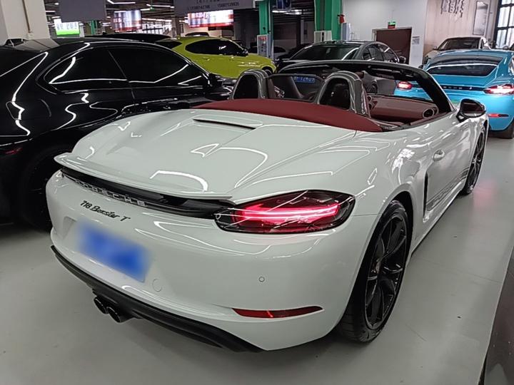 718 2022 Boxster T 2.0T photo 4